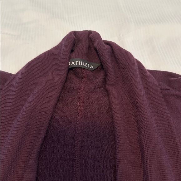 Athleta Cozy Soft Pranayama Wrap Light Cabernet Womens Size Medium‎ - Picture 5 of 12